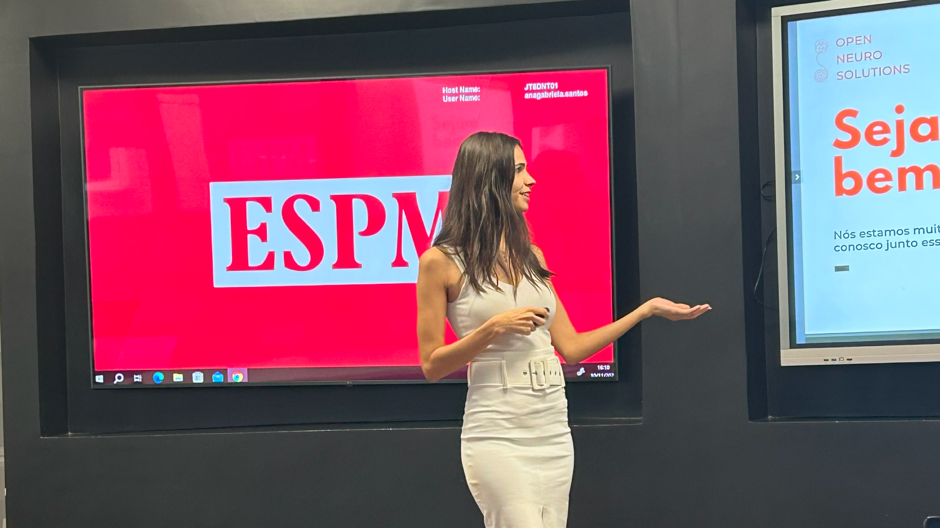 daniella-espm-b